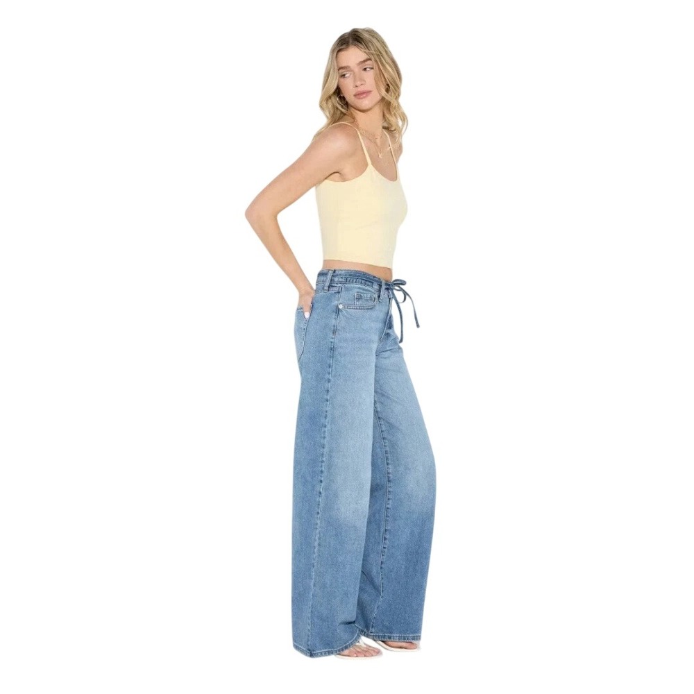 Wild Fable Women's Blue Denim Light Wash Low Rise Rigid Baggy Jean Size 10